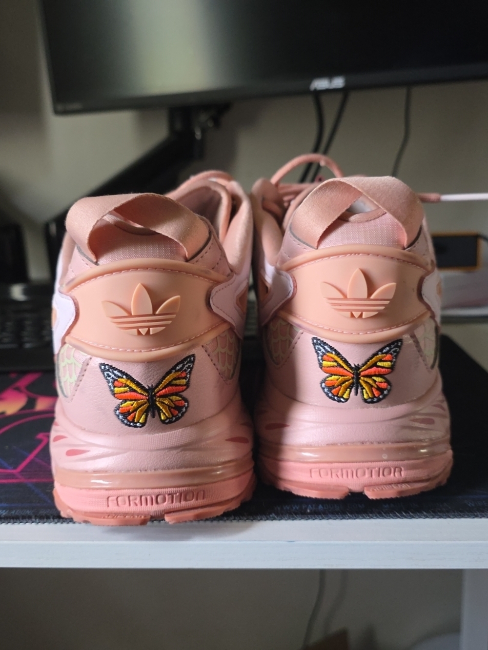 Adidas Hike Dias De Los Muertos Size 13 - Picture 4 of 4